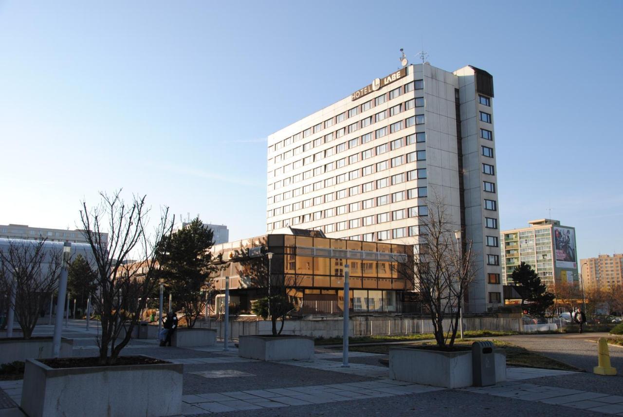 Hotel Labe Pardubice Eksteriør billede
