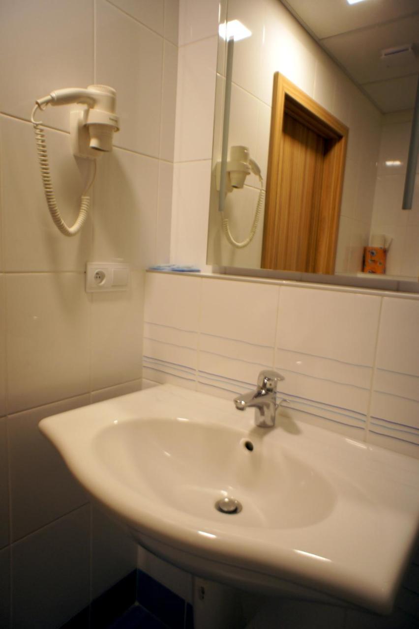 Hotel Labe Pardubice Eksteriør billede