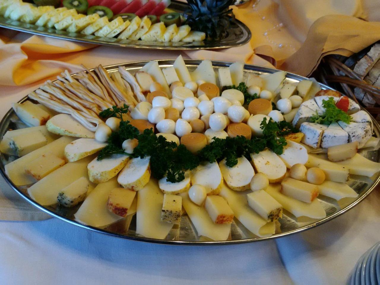 Hotel Labe Pardubice Eksteriør billede